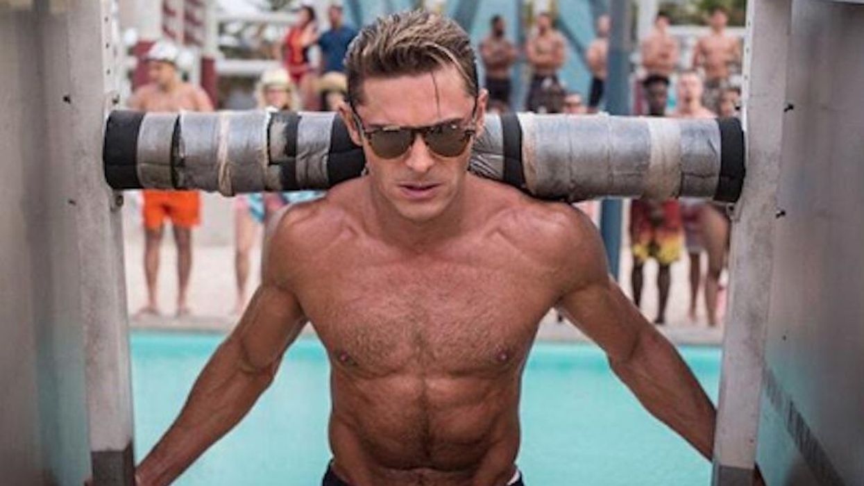 <p>15 GIFs To Remind You that Summertime Heat Results in Shirtless Men </p>