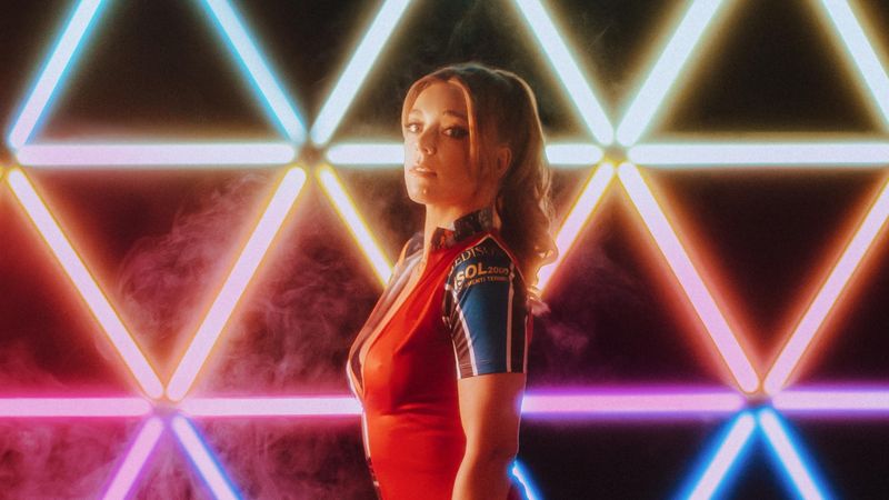 Becky Hill Opens Up on Her Queerness & Sold-Out US Tour