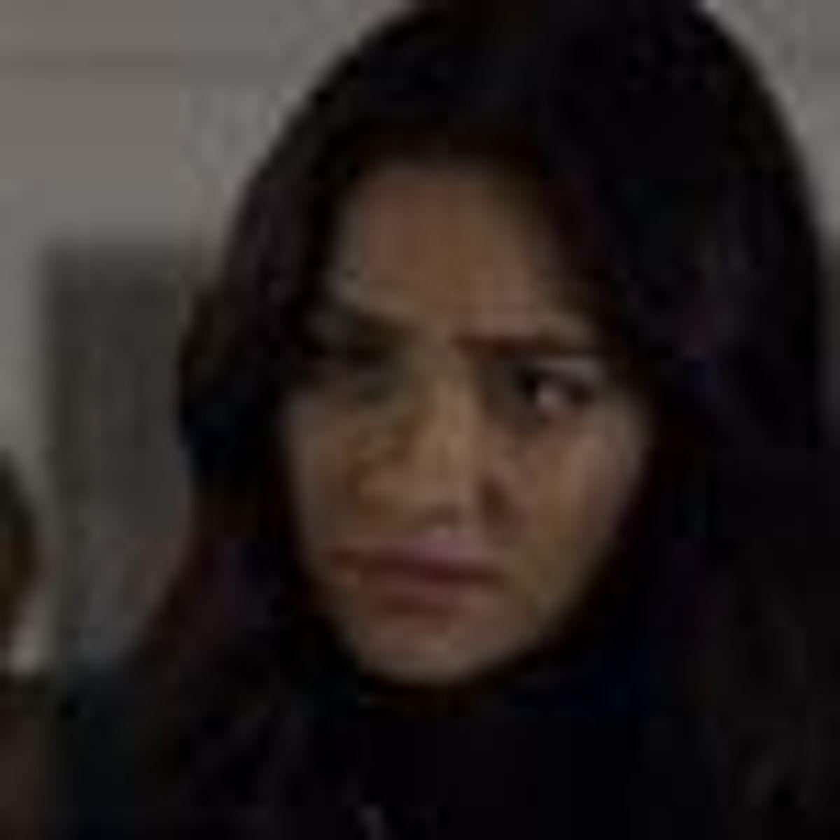 Watch: 'Pretty Little Liars' 'Out of Sight, Out of Mind'- Spencer