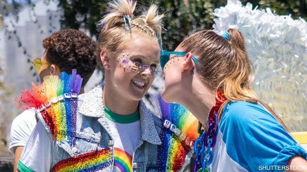 JoJo Siwa Reflects on Gay Icon Status & Being Called a Lesbian