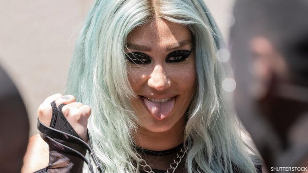 Kesha Talks Making Her Band Stay in Haunted Houses & Hunt UFOs