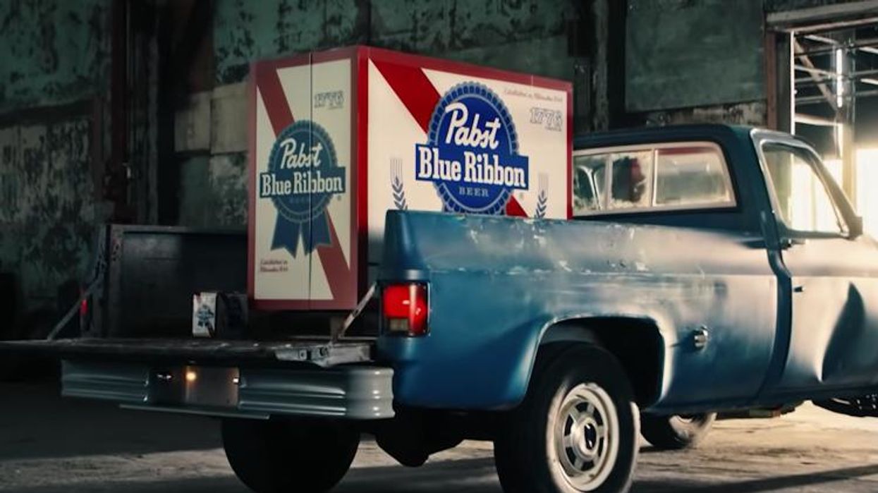 <p>PBR Tells Drinkers to 'Try Eating A*s' in Amazing Deleted Tweets</p>