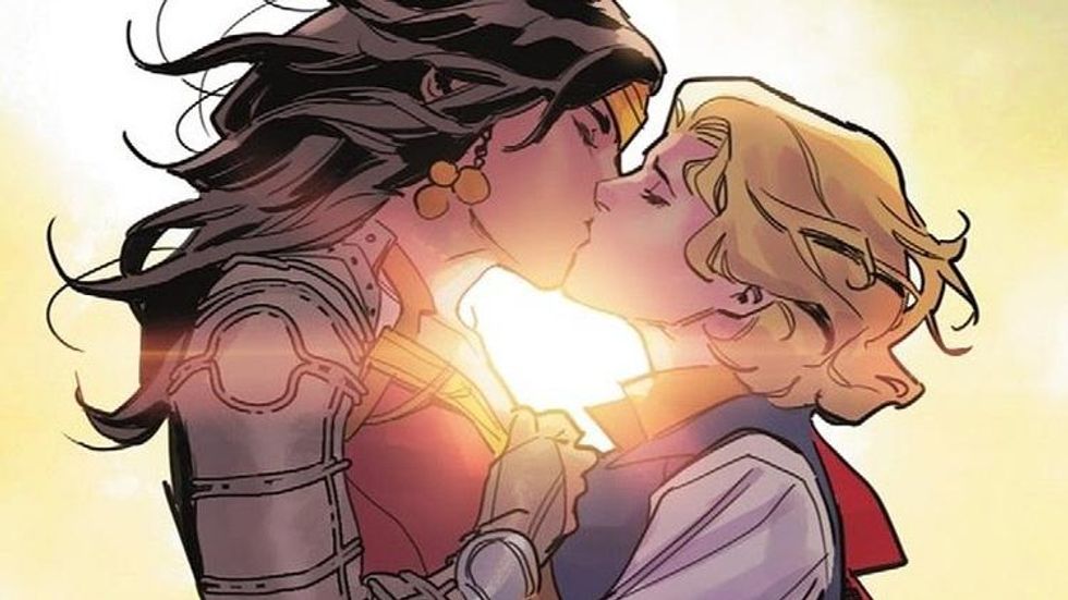 Wonder Woman Just Got A Girlfriend!