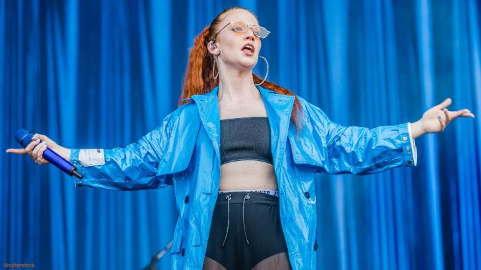 Jess Glynne Issues an Apology After Using Transphobic Slur