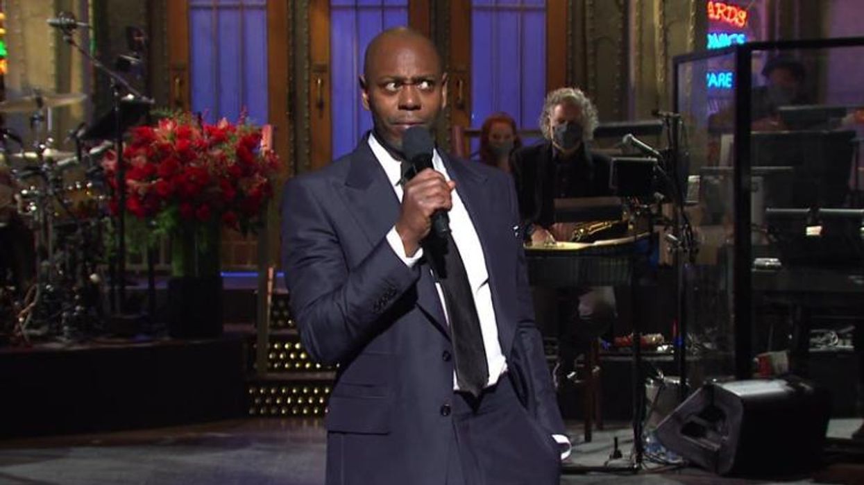 <p>It's 2020 & Dave Chappelle Still Thinks It's Cool to Make AIDS Jokes</p>