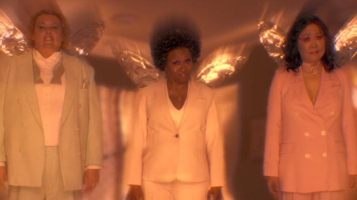 <p>Fairy Gay Mothers Mentor Kat Dennings in Exclusive <em>Friendsgiving</em> Clip</p>