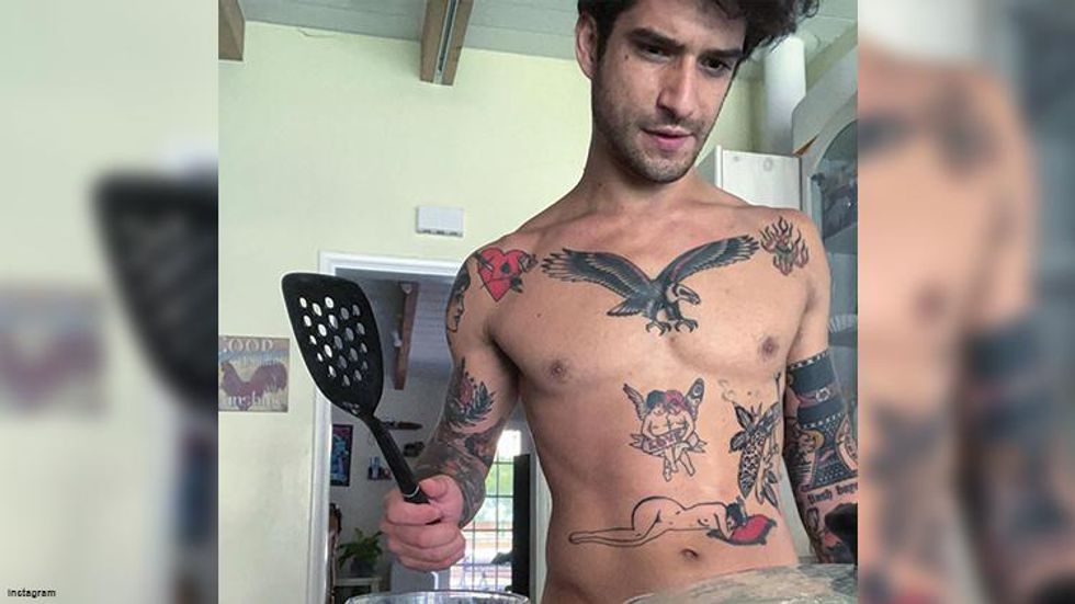 Apparently Tyler Posey Likes to Cook His Sausage While Shirtless