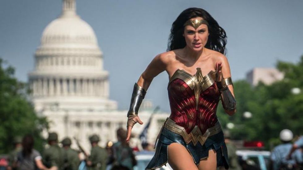 'Wonder Woman 1984' Pushes Back Release Date