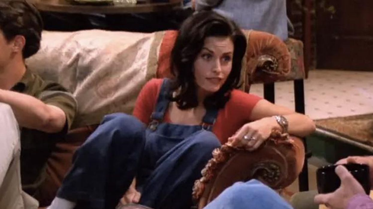 <p>Comedian Presents Compelling Case That <em>Friends</em>' Monica Geller Was Bisexual</p>