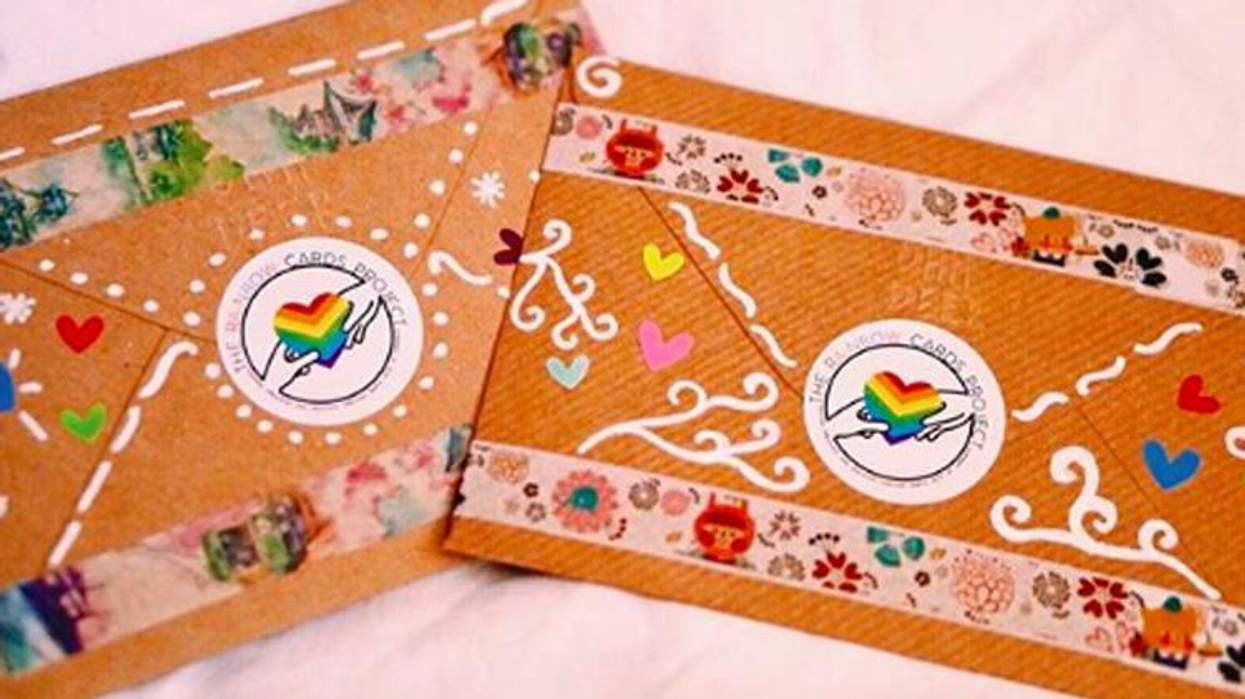 <p>This Guy Sent Over 8000 Cards to LGBTQ+ People For the Holidays</p>