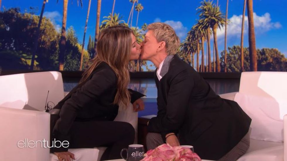 Jennifer Aniston Gave Ellen a Kiss on Her 'Soft Lips'