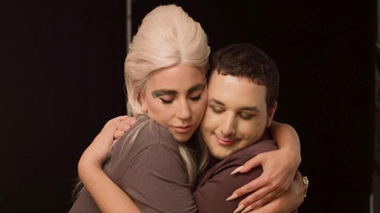 <p>This Video of Lady Gaga Surprising a Gay Fan Is So Pure</p>