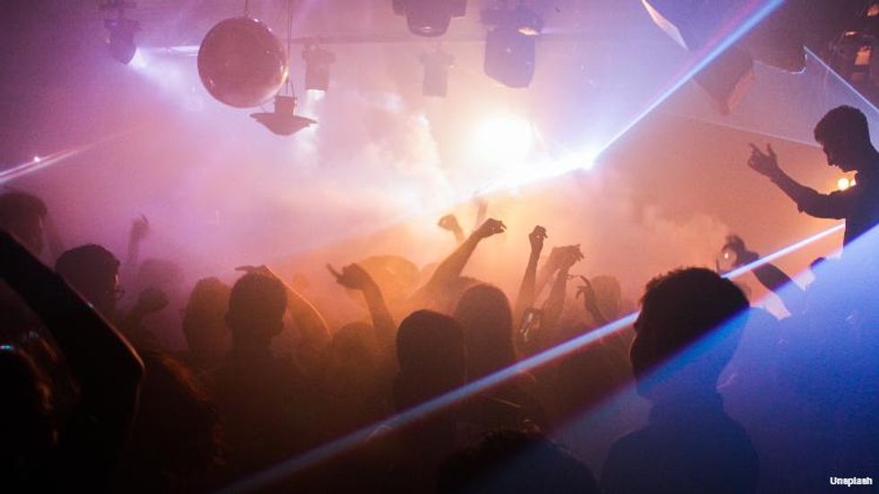 The 7 Do's & Don'ts of Going Clubbing for the First Time