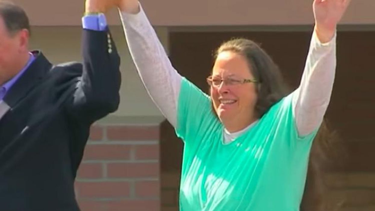 <p>Kentucky Forced to Pay Out $225,000 Thanks to Kim Davis</p>