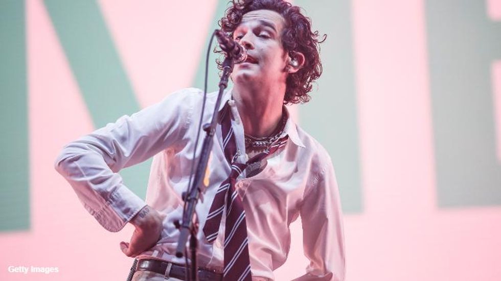 The 1975's Matty Healy Kissed a Male Fan During Dubai Concert