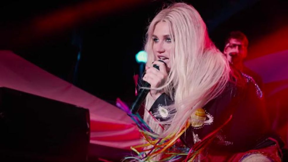 Kesha Mini-Doc Proves Her Cruise Was the Big Gay Party of the Year
