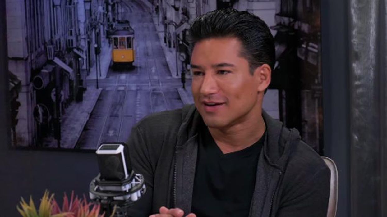 <p>Mario Lopez Calls Supporting Trans Kids 'Dangerous'</p>