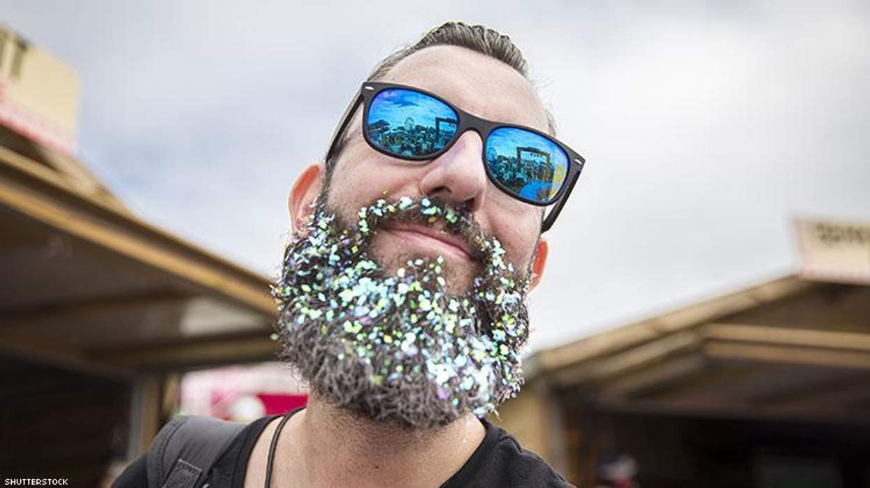 <p>Straight Pride Parade Organizers Call Police Over Glitter Packages</p>