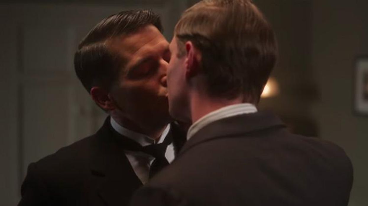 <p><em>Downton Abbey</em> Movie Trailer Hints at Gay Romance</p>