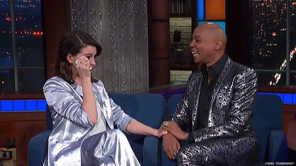 <p><em>Drag Race</em> Superfan Anne Hathaway Freaks Out Over Meeting RuPaul</p>