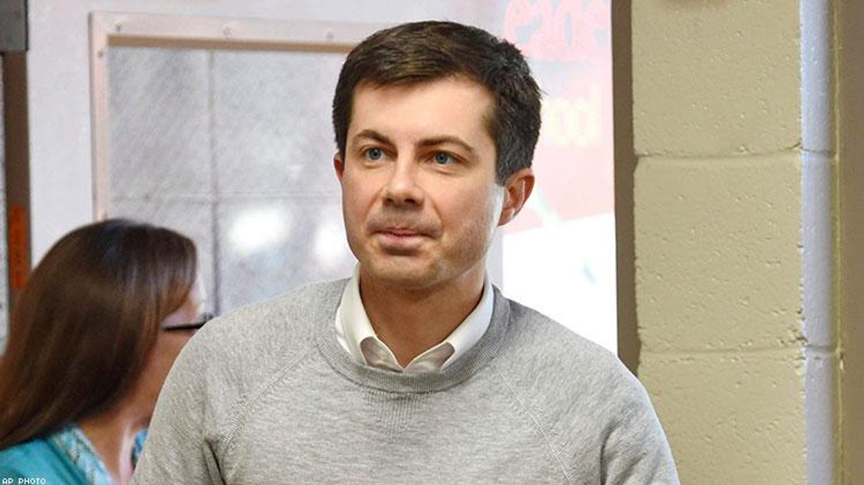 <p>Presidential Hopeful Pete Buttigieg Found His Husband on a Dating App</p>