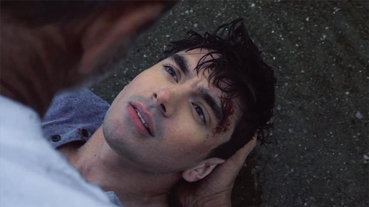 <p>Steve Grand Lies With Daddy Jesus in 'Disciple' Video Premiere</p>