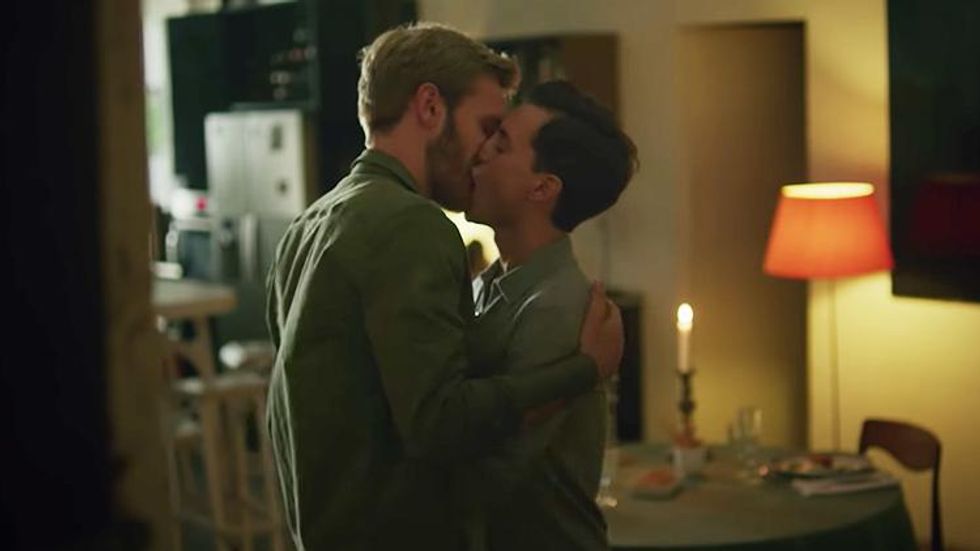 Gay Man Tries to Find Love in Netflix's New Dystopian Series 'Osmosis'