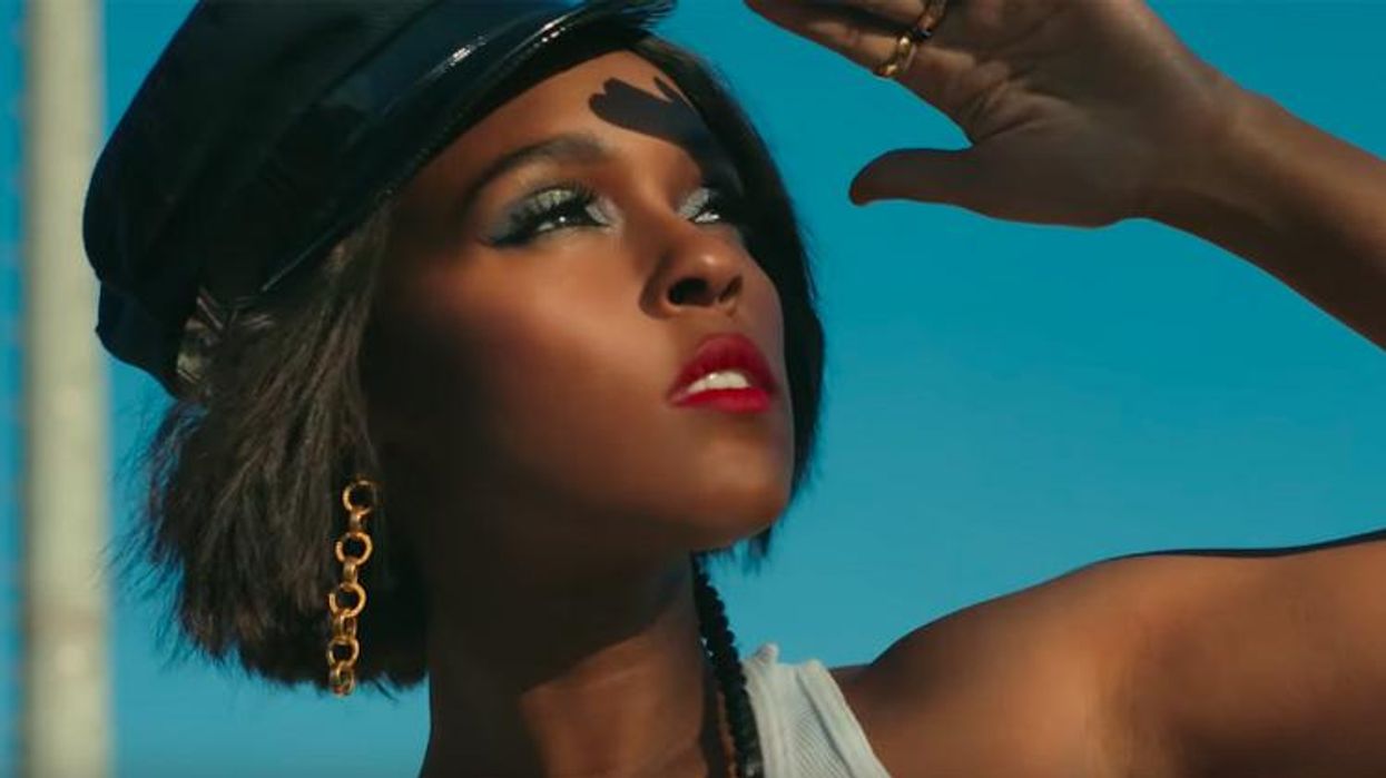 <p>Janelle Monáe Dedicates Grammy Noms to 'Trans Brothers and Sisters'</p>