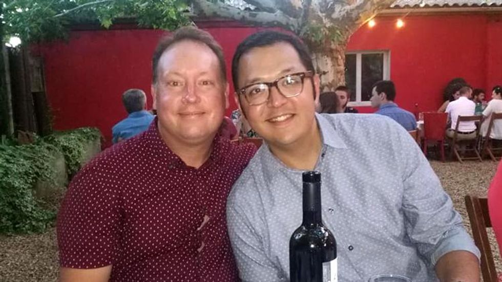 Texas Wedding Venue Offers to Pray for Gay Couple They Turned Away