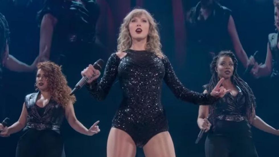 Taylor Swift's Reputation Stadium Tour Is Headed to Netflix!