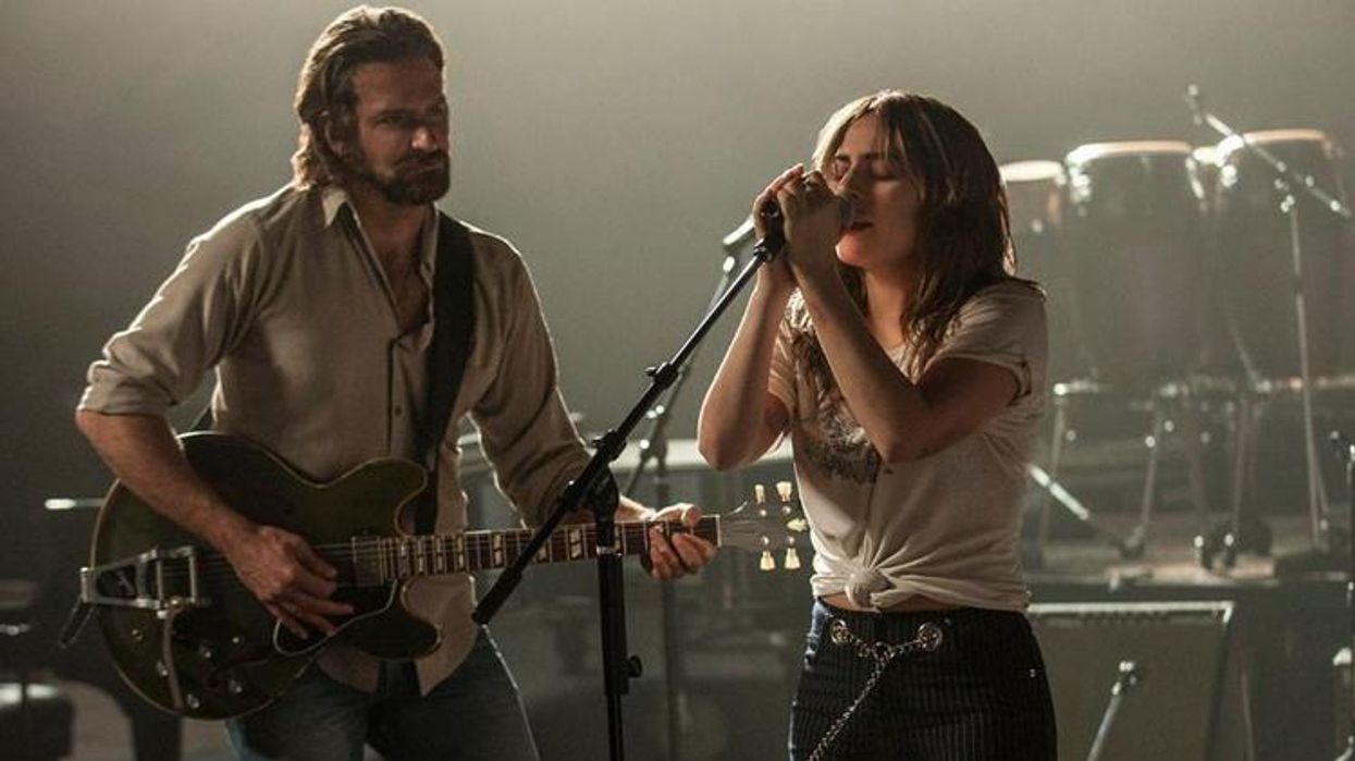<p>The Internet Is Loving <em>A Star Is Born</em></p>