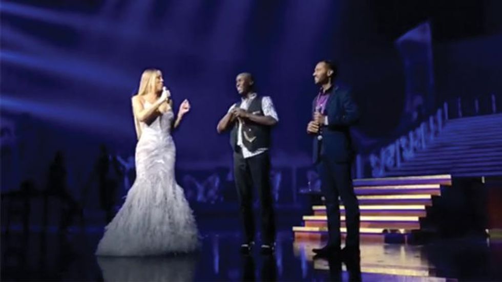 Mariah Carey Helped a Gay Couple Get Engaged During Her Vegas Show