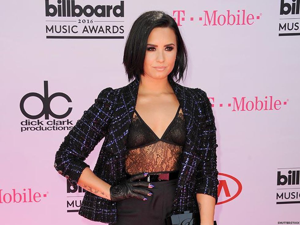 Demi Lovato Addresses Sexuality Speculations: 'I Love Who I Love'