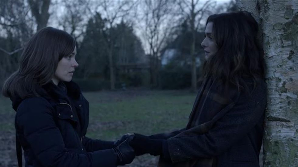 Rachel McAdams & Rachel Weisz's Forbidden Love Affair Boils over in 'Disobedience' Trailer