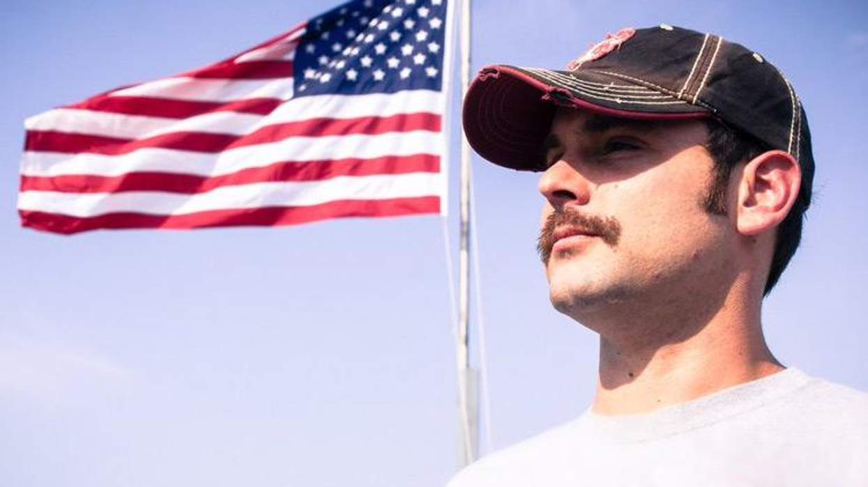 <p>Country Artist Flips Stance on Gun Control After Surviving Vegas Shooting Massacre</p>