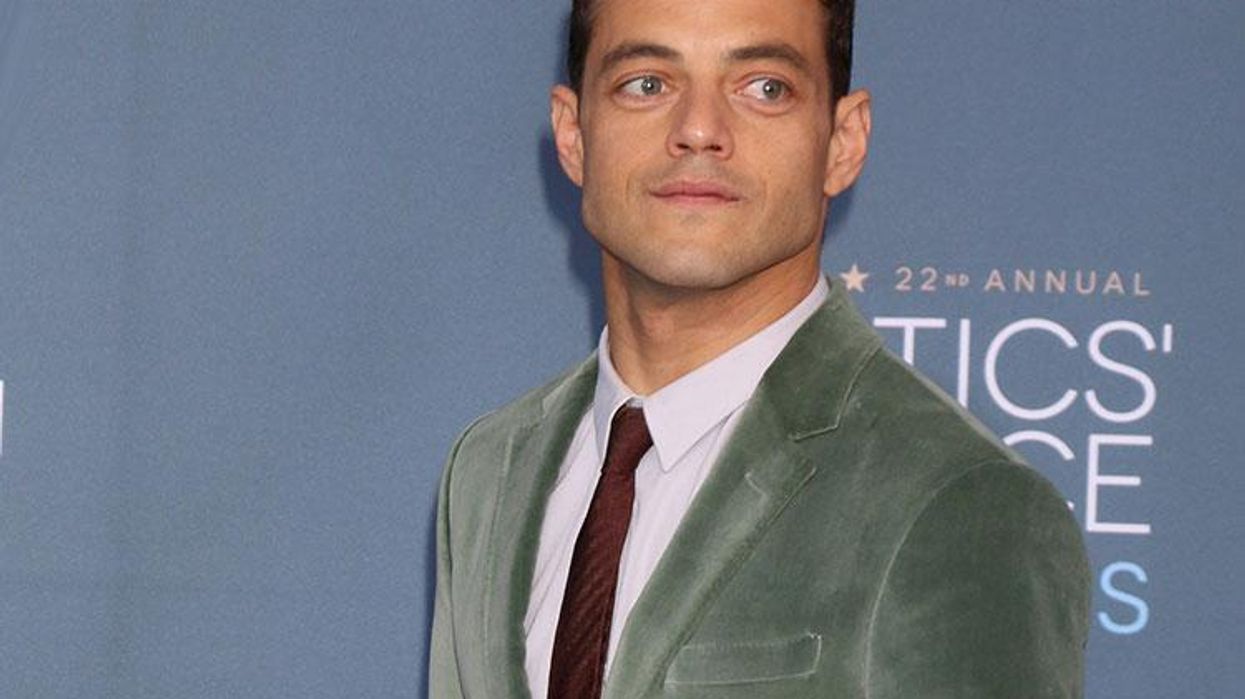 <p>Rami Malek Is the Spitting Image of Freddie Mercury in <em>Bohemian Rhapsody</em> Biopic </p>