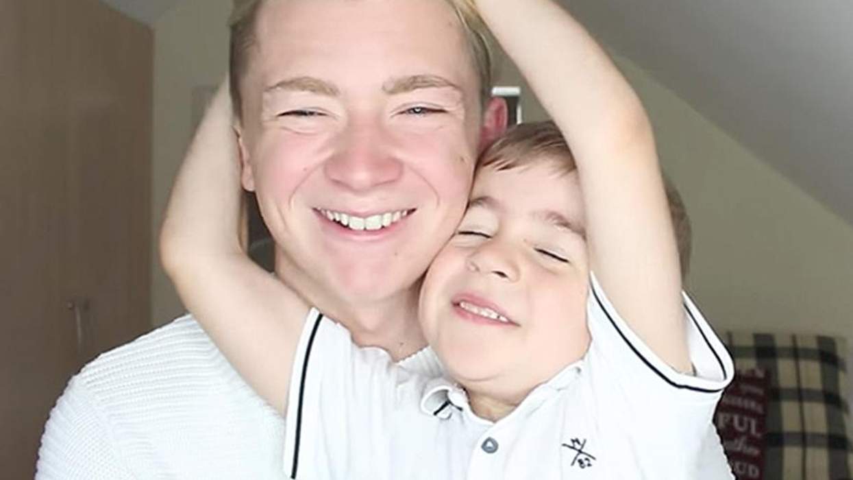 <p>A YouTuber Came Out to His Adorable Little Brother & Our Hearts Are Melting</p>