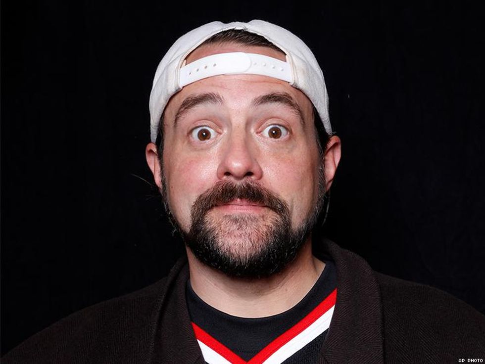Kevin Smith Apologizes for Ben Affleck Gay Kiss Story