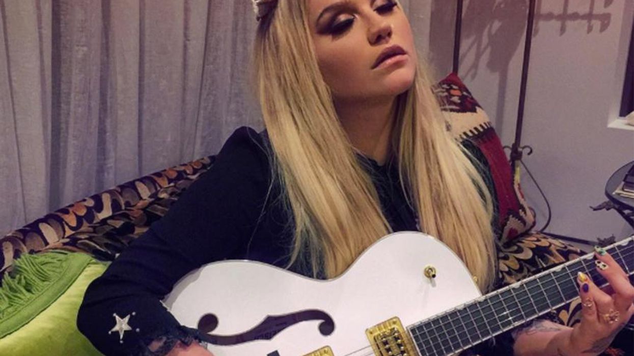 <p>Kesha's New Leaked Track Is Giving Us Serious Alanis Morissette Vibes</p>