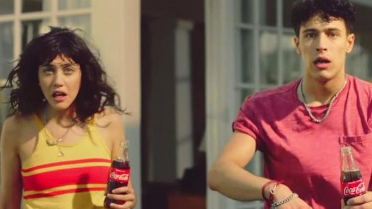 <p>What Happens When a Brother & Sister Both Have the Hots for the Pool Boy?</p>