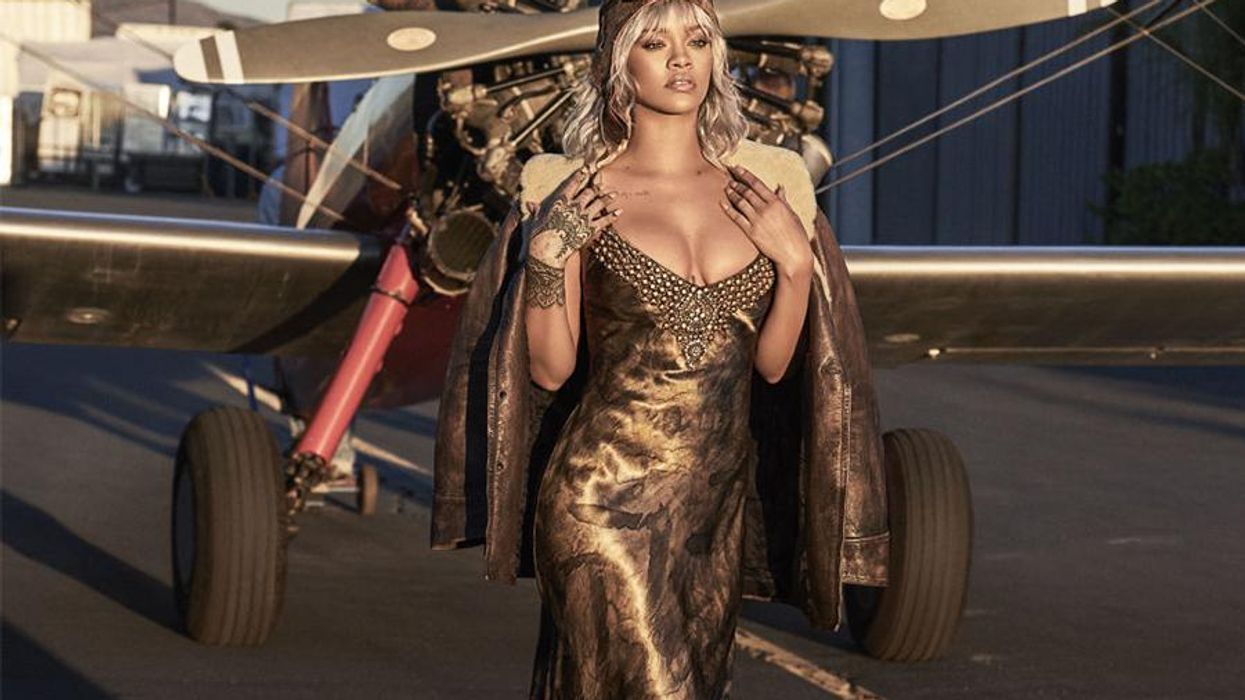 <p>We're LIVING for Rihanna's Amelia Earhart-Inspired <em>Harper's Bazaar</em> Photo Shoot</p>