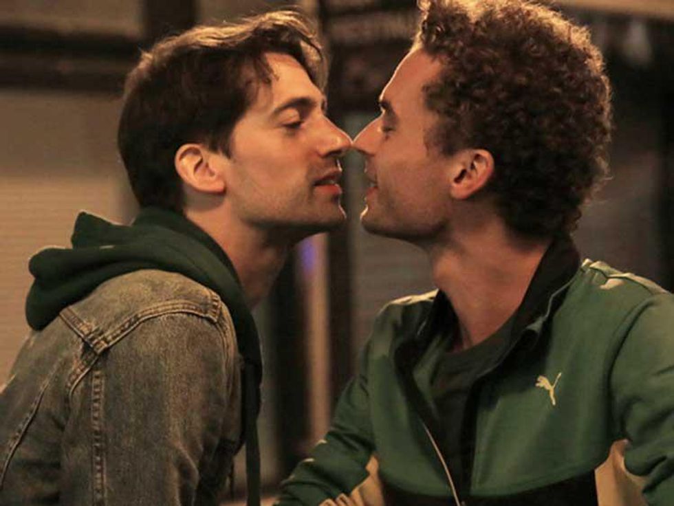 Gay-Themed Film Theo & Hugo Is a Beautiful Love Story Beyond the Opening Hookup 