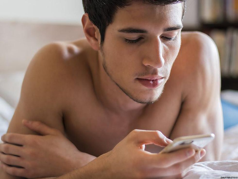 9 Alternative Uses For Grindr That Don’t Involve Hooking Up