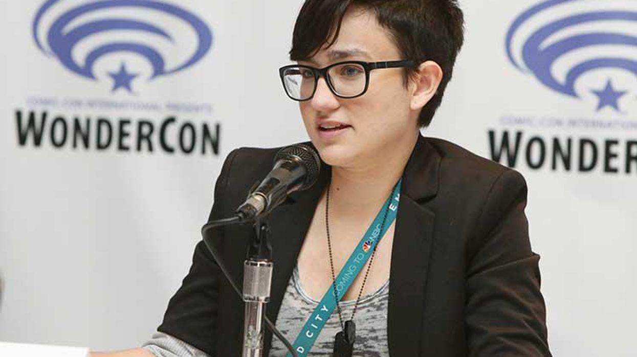 <p>Thanks to <em>Scream</em> Star Bex Taylor-Klaus for Coming Out in the Face of Trump/Pence </p>