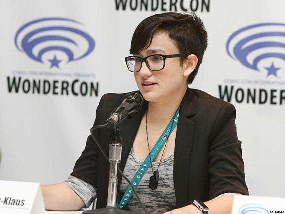 Thanks to Scream Star Bex Taylor-Klaus for Coming Out in the Face of Trump/Pence 