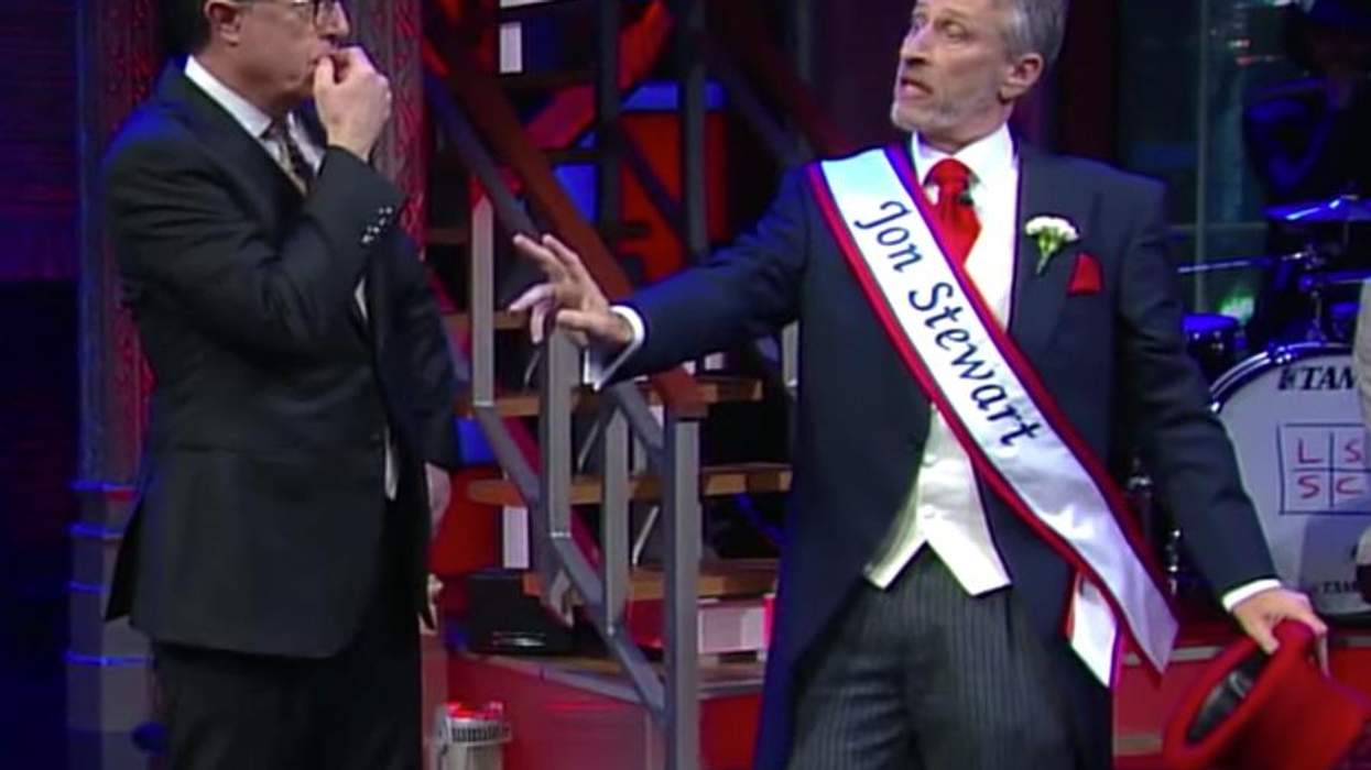 <p>Jon Stewart and Stephen Colbert Want You to Vote for Hillary</p>