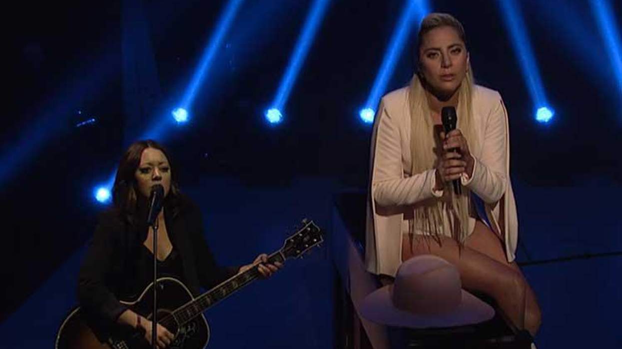 <p>Lady Gaga's <em>SNL </em>Performance of 'Million Reasons' Will Shatter You</p>