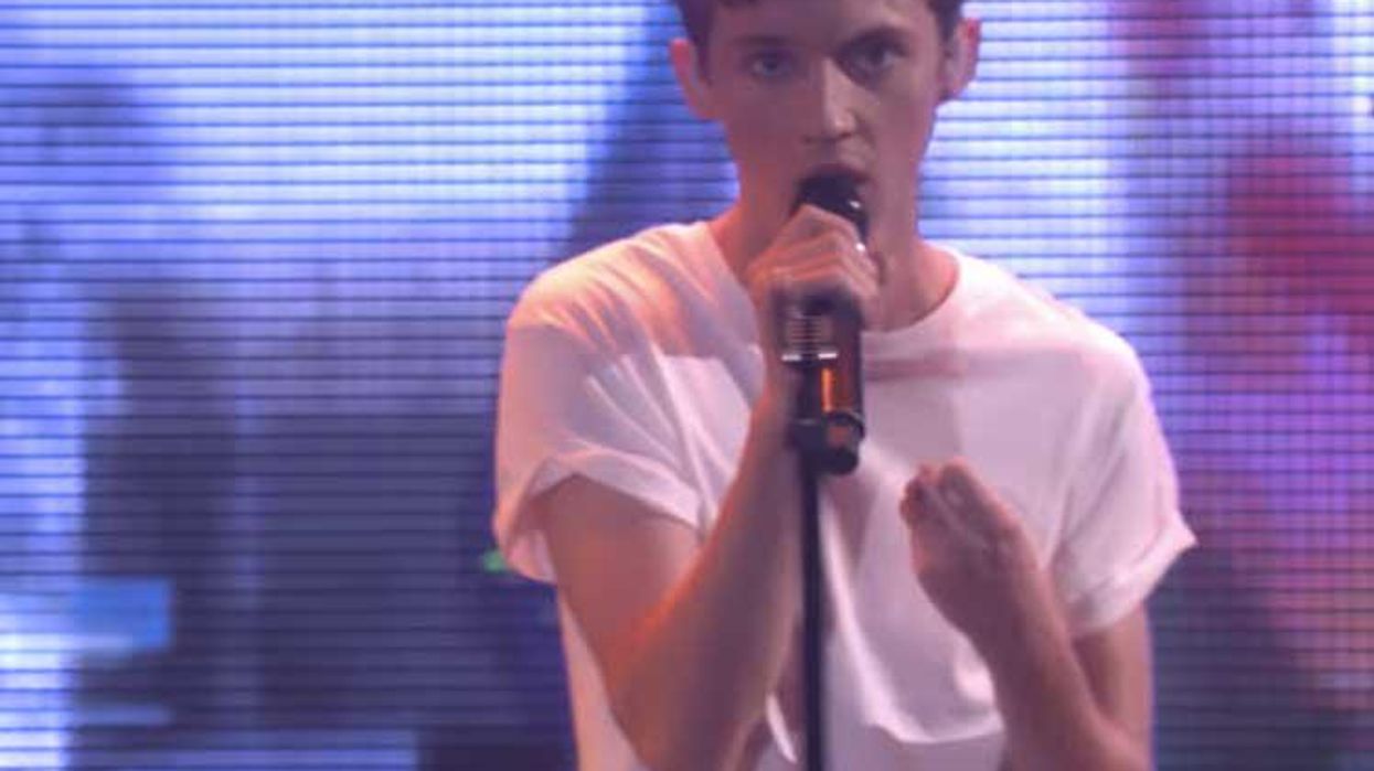 Troye Sivan Is a Little Slice of "Heaven" Performing on Ellen