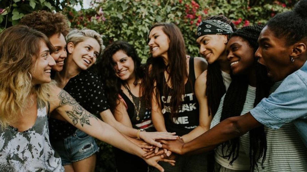 <p>Experience Love in 360 Degrees as LGBT YouTubers Talk Universal Acceptance</p>