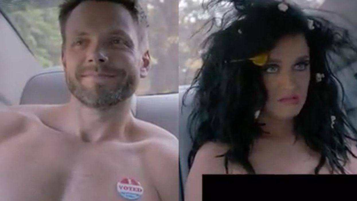 <p>Katy Perry & Joel McHale Get Naked to Remind Everyone About the Importance of Voting</p>